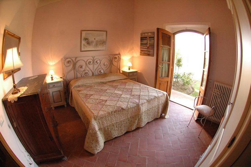 Отель Casa Vacanze San Regolo Гайоле-ин-Кьянти Экстерьер фото