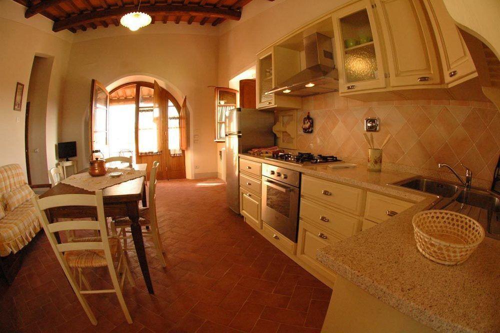 Отель Casa Vacanze San Regolo Гайоле-ин-Кьянти Экстерьер фото