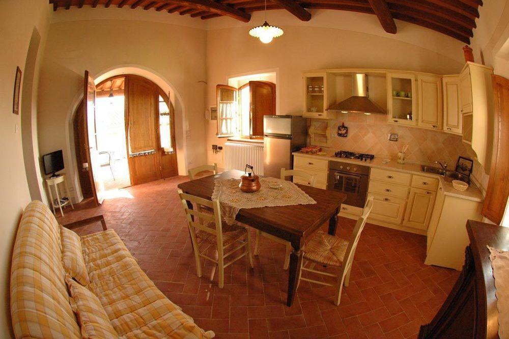 Отель Casa Vacanze San Regolo Гайоле-ин-Кьянти Экстерьер фото